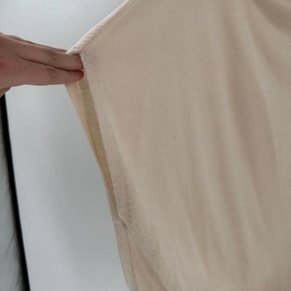 Slink Jeans Pullover Mock Neck Sleeveless Wool Blouse in Oatmeal - Picture 2 of 9